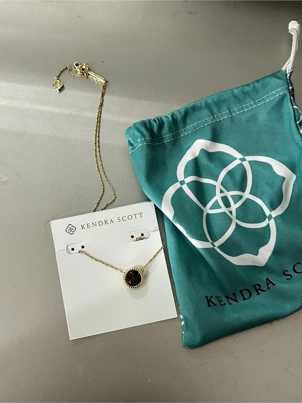 Kendra Scott Elisa Pendant Necklace Gold & Brown
